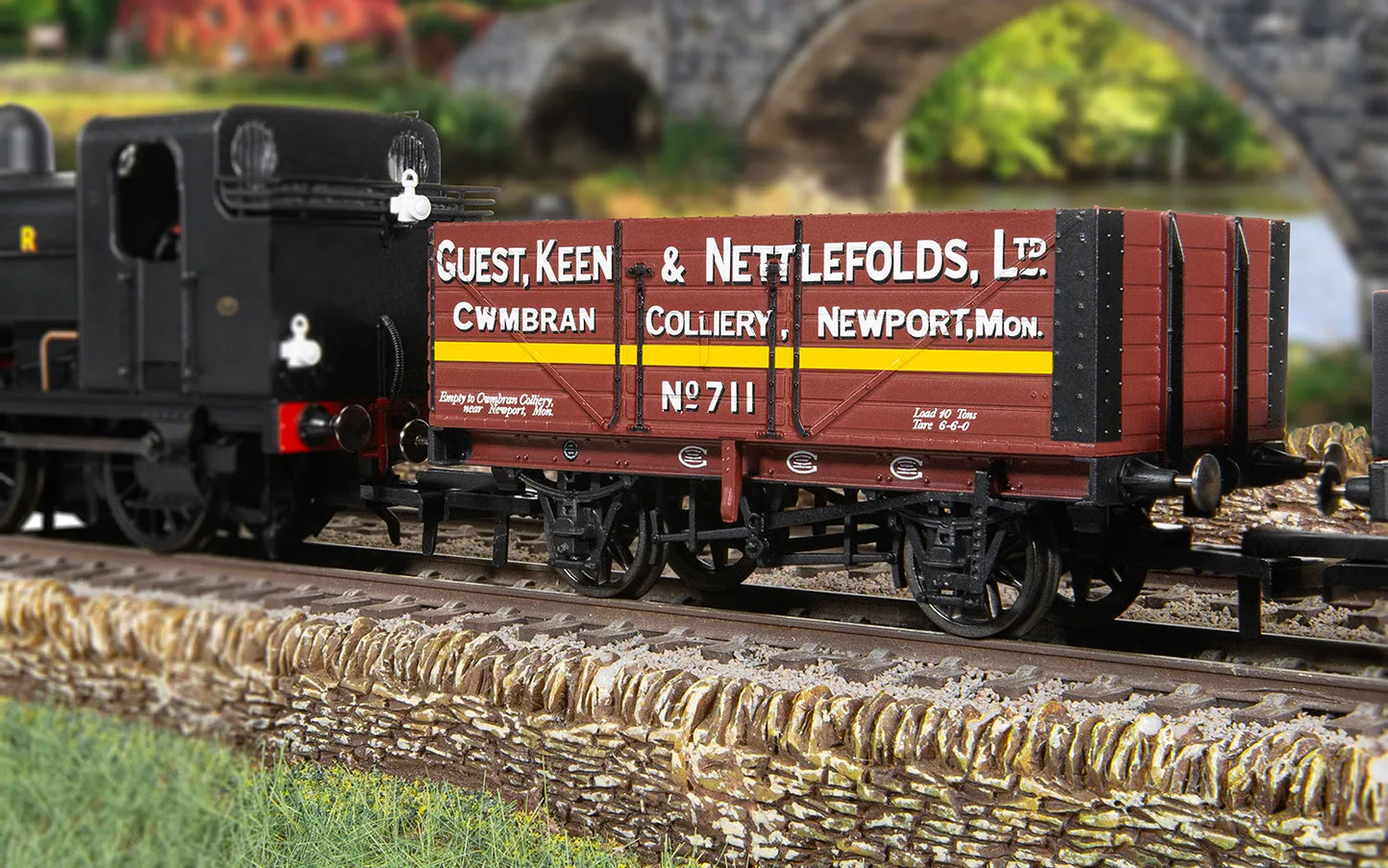 Hornby R60296 Guest Keen & Nettlefolds No 117 - 7 Plank Wagon