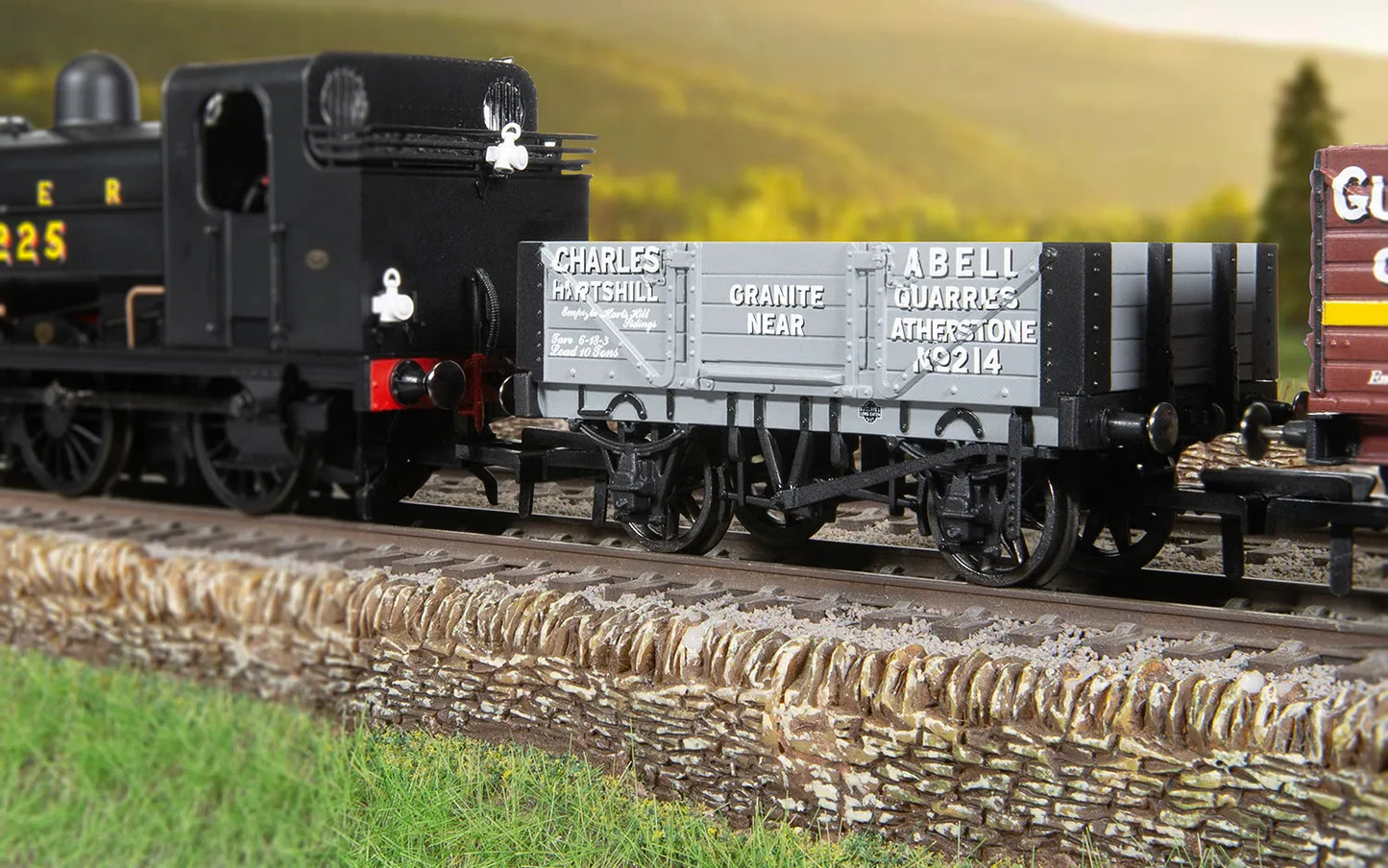 Hornby R60294 Charles Abell No214 - 4 Plank Wagon