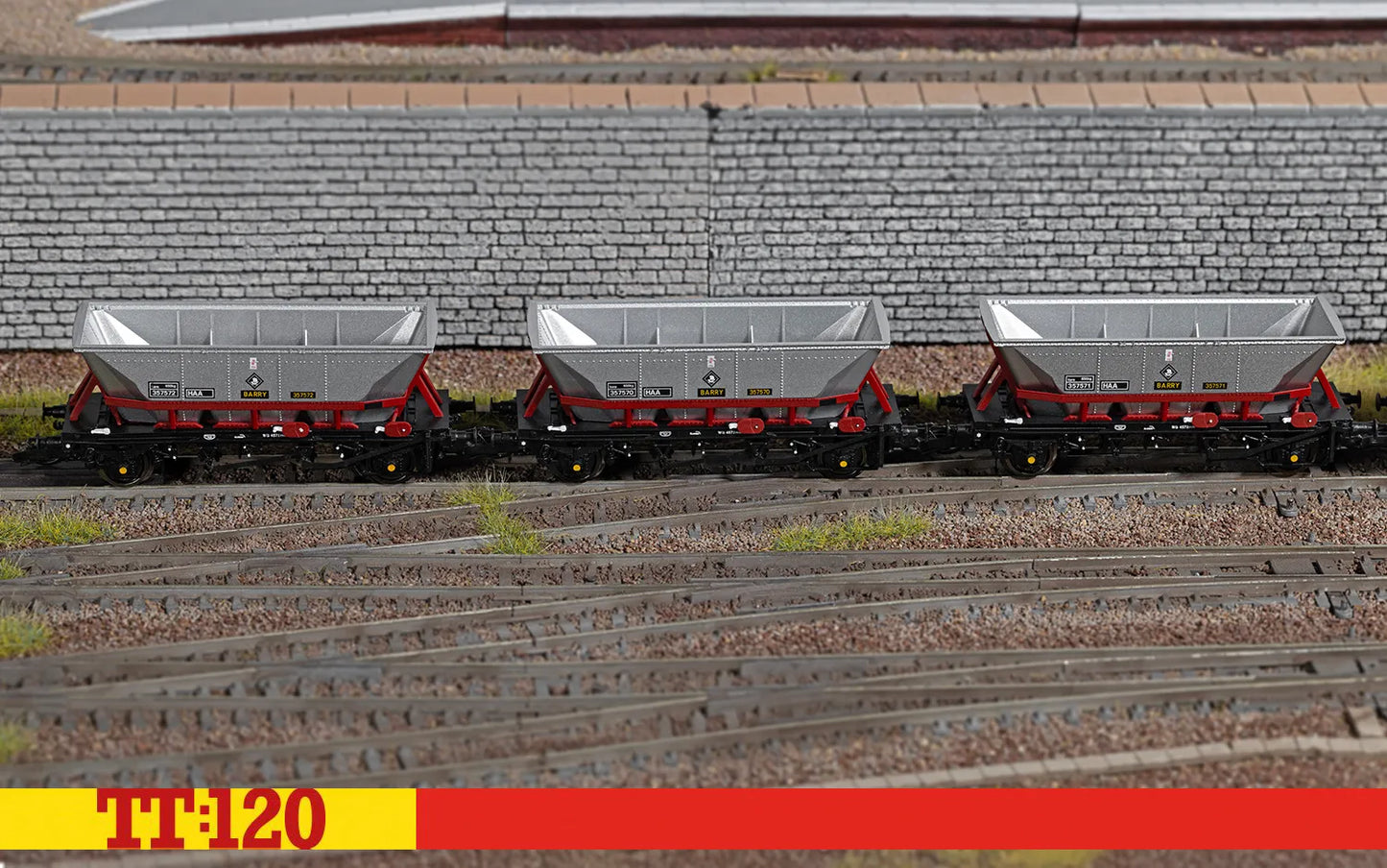 Hornby TT6037 Railfreight HAA - Hopper Wagon - Triple Pack
