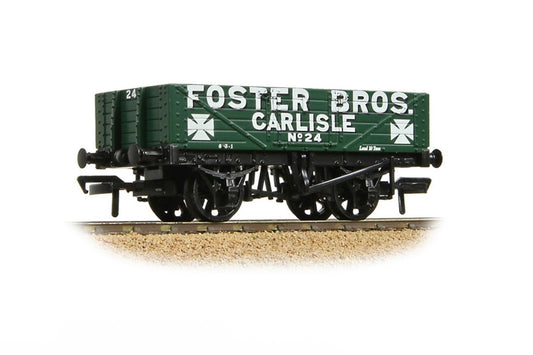 Bachmann Branchline 5 Plank Wagon Wooden Floor 'Foster Bros.' Green