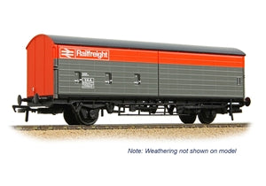 Bachmann Branchline BR VAA Van BR Railfreight Red & Grey Weathered