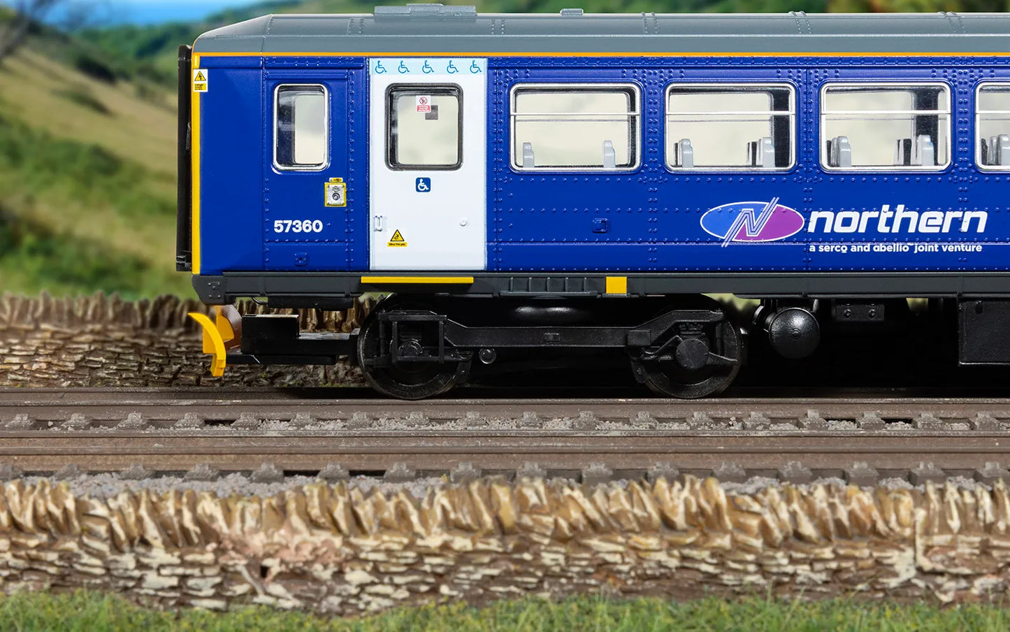 Hornby R30427 Northern Rail - Class 153 - '153360'