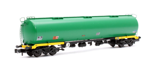 GRAHAM FARISH 373-561B BR 102T TEA BOGIE TANK WAGON 'BP' GREEN NO. BPO80165