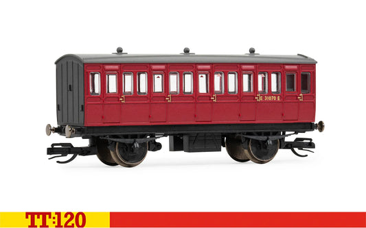 Hornby TT4060 BR - 4 Wheel - Third Class Coach