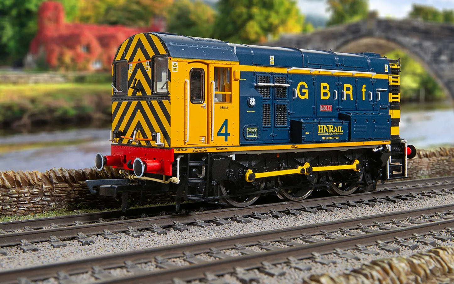 Hornby R30141 GB Railfreight, Class 08, 0-6-0, 08818 'Molly' - Era 11